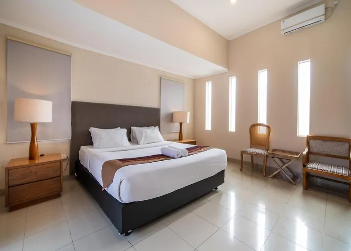 Kinawa Villa *